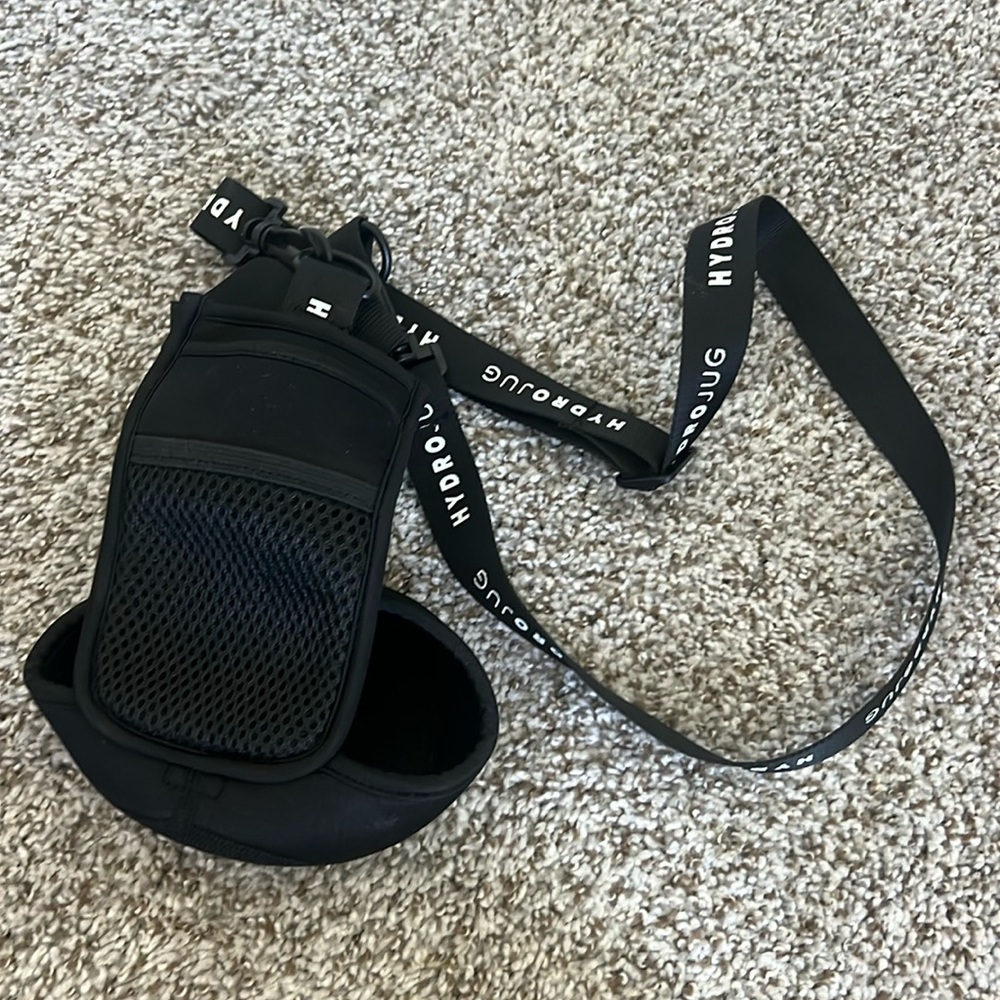 Hydrojug carrier